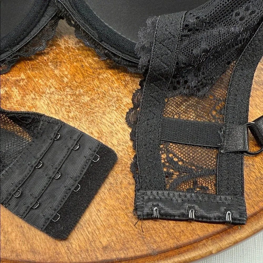International Intimates Bra Wm 38D Black Lace Underwire